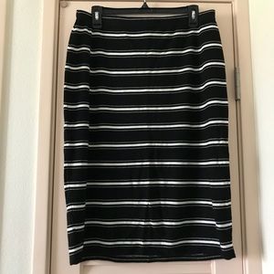 Max Studio Midi Skirt